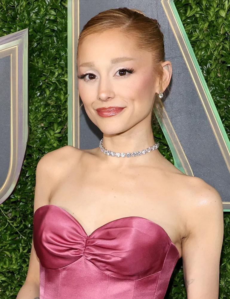 Тренды в макияже осенью 2025: от тик-ток до красной ковровой дорожки Тренды в макияже осенью 2025: от тик-ток до красной ковровой дорожки