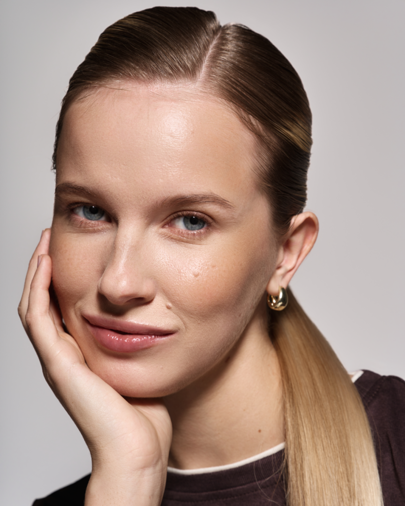 Туториал по контурингу: как подчеркнуть черты лица 