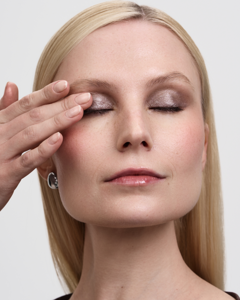 Подбираем тени под свой цвет глаз: идеи для макияжа Подбираем тени под свой цвет глаз: идеи для макияжа