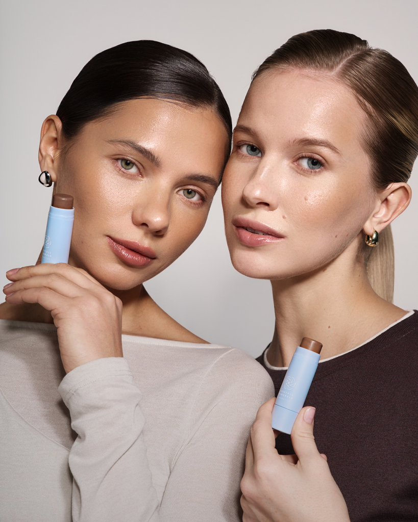 НОВИНКА: скульптор и бронзер в стике 