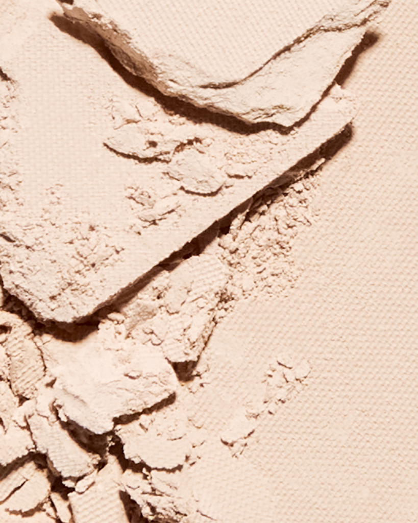 Выбираем матовый тон: какие компоненты сушат кожу лица Выбираем матовый тон: какие компоненты сушат кожу лица