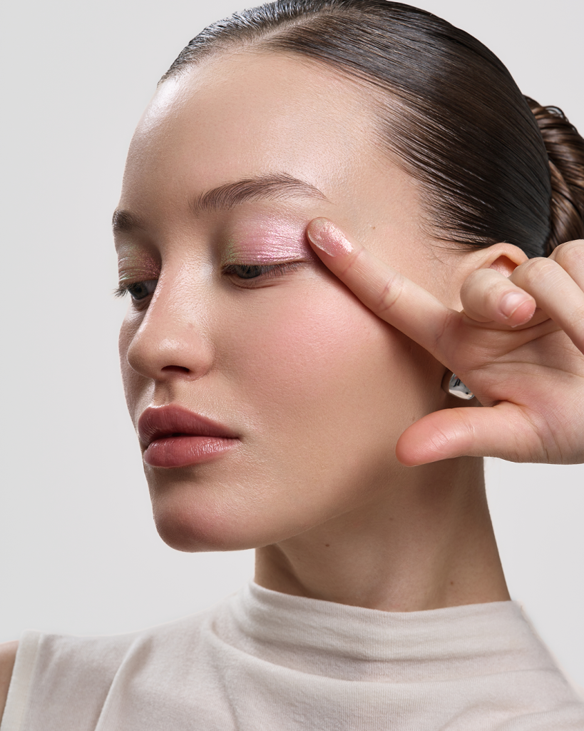 Подбираем тени под свой цвет глаз: идеи для макияжа Подбираем тени под свой цвет глаз: идеи для макияжа