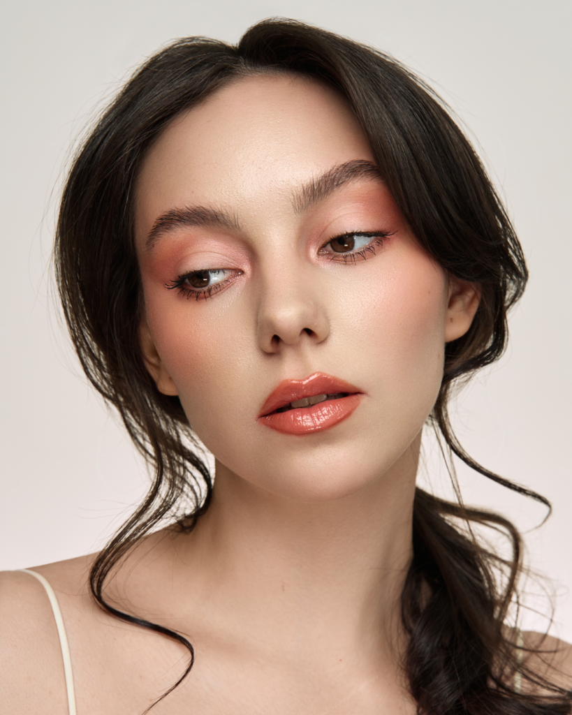 Минеральная косметика для жирной кожи: залог стойкого макияжа Минеральная косметика для жирной кожи: залог стойкого макияжа