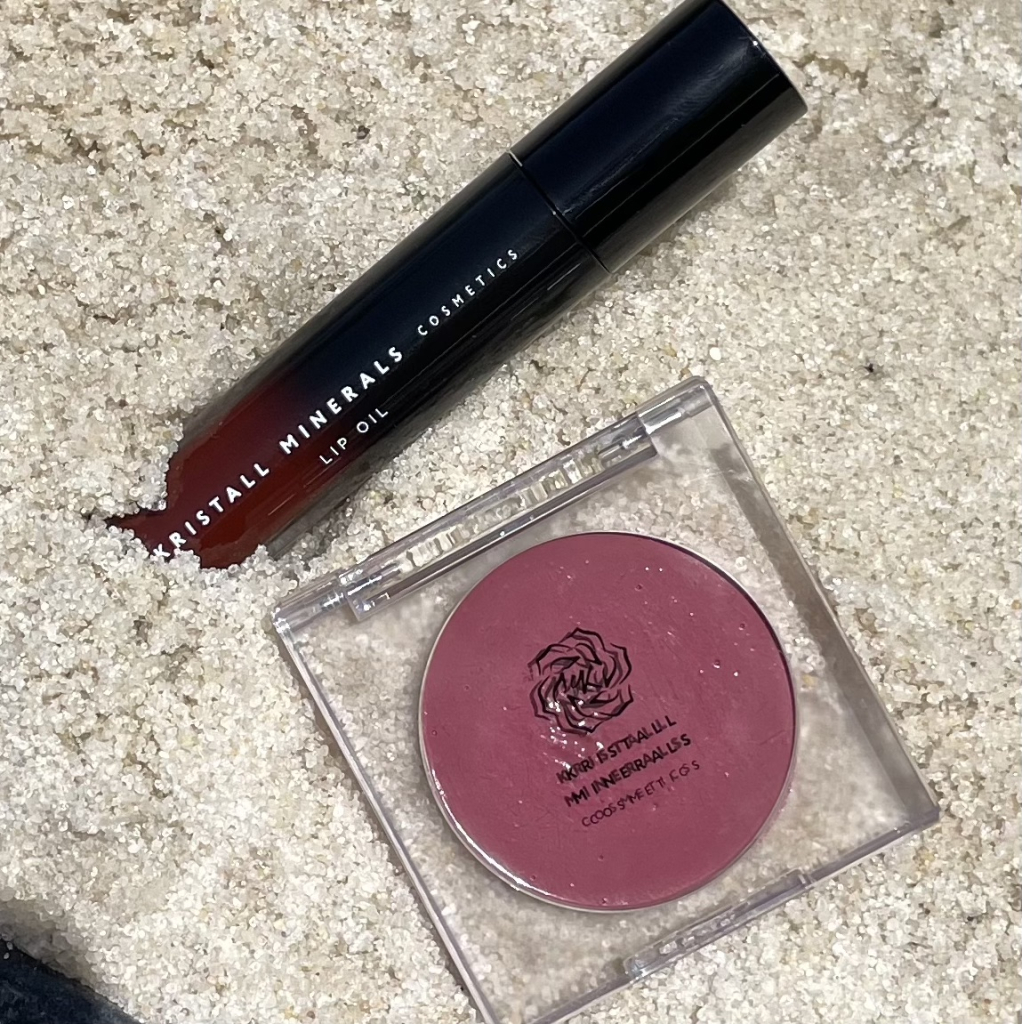 Секрет фирмы: что лежит в косметичке основательницы Kristall Minerаls и Julirea?