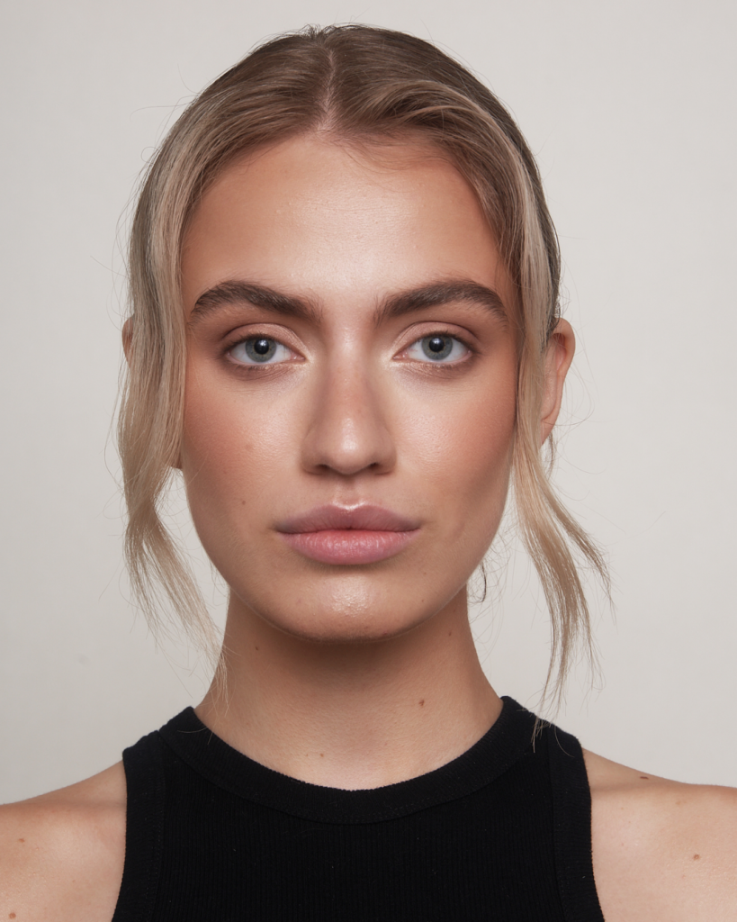 Топ ошибок в макияже: как избежать плоского лица Топ ошибок в макияже: как избежать плоского лица