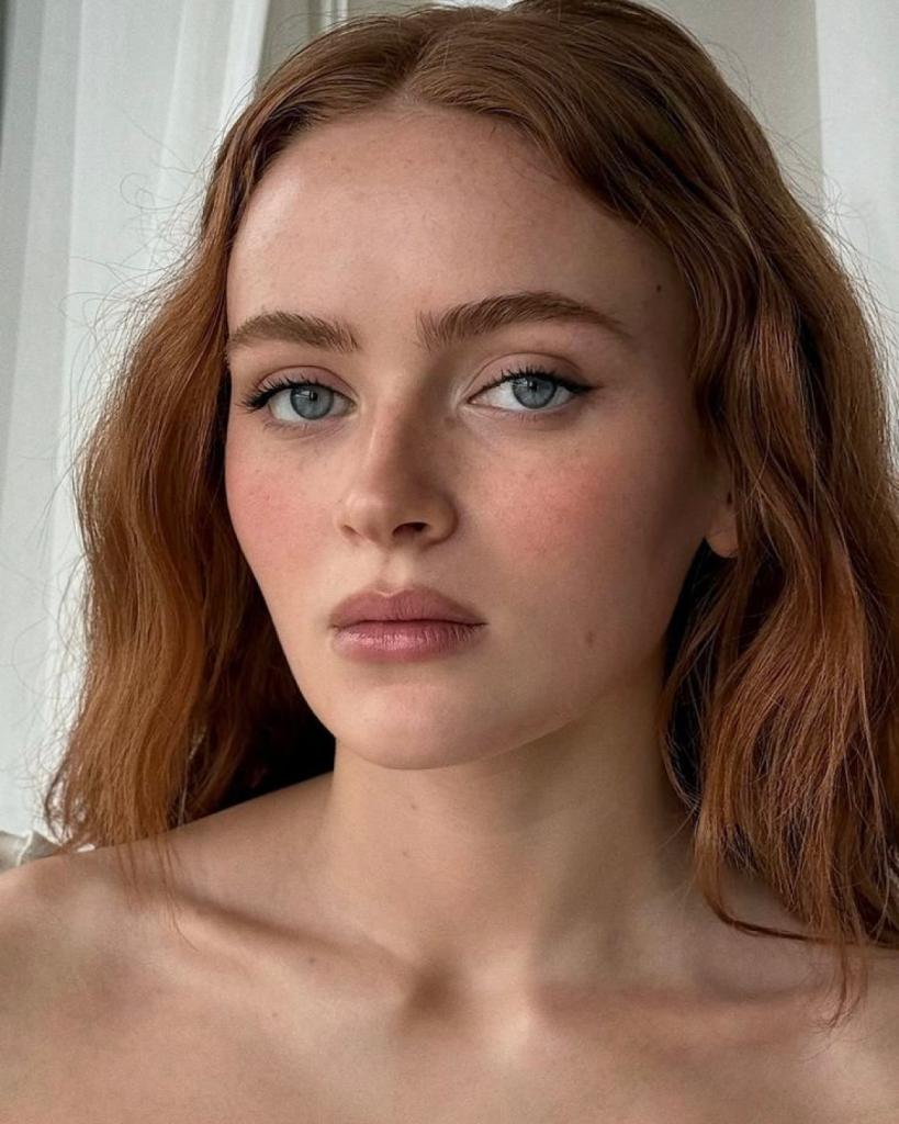 Макияж Нины Парк: повторяем чистый и легкий макияж с красной ковровой дорожки