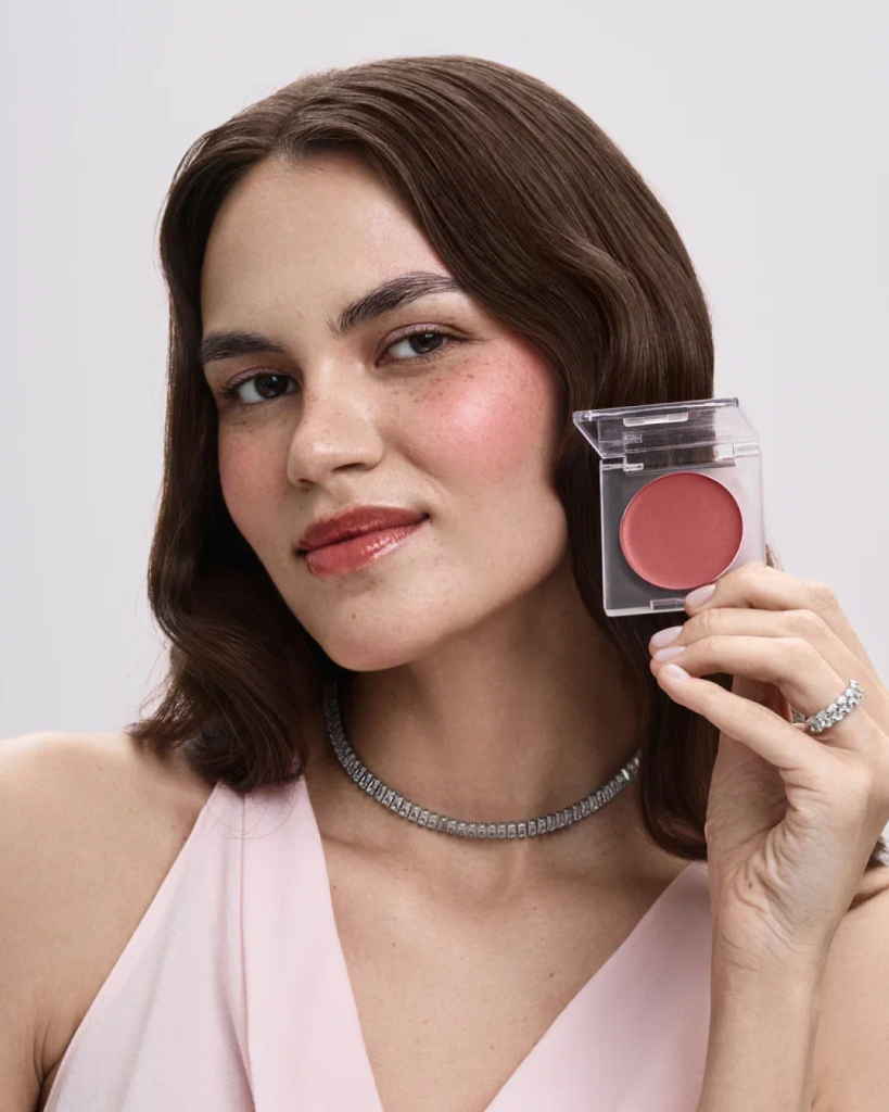 Бьюти-тренды 2025–2026: корейский макияж Бьюти-тренды 2025–2026: корейский макияж